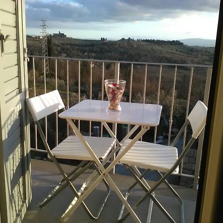 Appartamento Old England In Chianti Montespertoli Εξωτερικό φωτογραφία